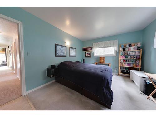 507 33Rd Avenue N, Erickson, BC - Indoor Photo Showing Bedroom