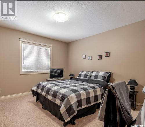 126 Schneider Crescent, Regina, SK - Indoor Photo Showing Bedroom