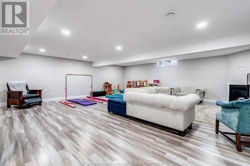 11 Tanglewood Drive, Leamington, ON - Indoor Photo Showing Other Room
