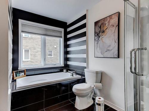 Salle de bains - 2969 Rue Des Galets, Carignan, QC - Indoor Photo Showing Bathroom