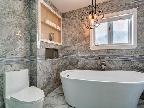 Salle de bains - 8 Rue Paul, Sainte-Anne-De-Sorel, QC - Indoor Photo Showing Bathroom