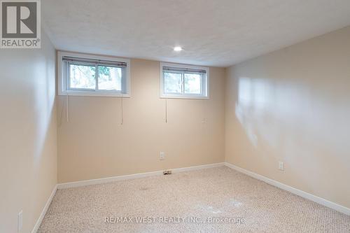 380 Tareyton Rd, Richmond Hill, ON - Indoor Photo Showing Other Room