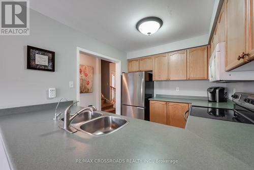 46 Coleman Drive, Barrie, ON - Indoor Photo Showing Kitchen With Double Sink