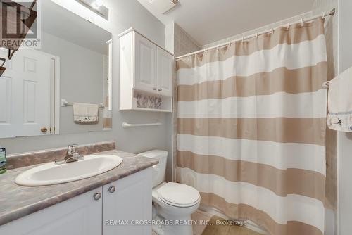 46 Coleman Drive, Barrie, ON - Indoor Photo Showing Bathroom