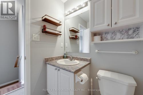 46 Coleman Drive, Barrie, ON - Indoor Photo Showing Bathroom