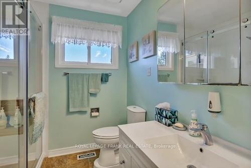 1744 Templetiny Cres, Smith-Ennismore-Lakefield, ON - Indoor Photo Showing Bathroom