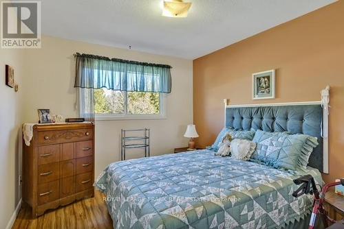 1744 Templetiny Crescent, Smith-Ennismore-Lakefield, ON - Indoor Photo Showing Bedroom