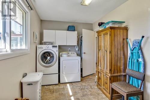 1744 Templetiny Cres, Smith-Ennismore-Lakefield, ON - Indoor Photo Showing Laundry Room
