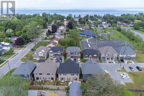 10 Lindsay Way, Grimsby, ON - Outdoor With Body Of Water With View