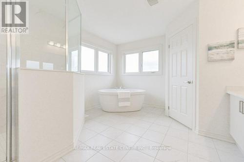 123 Rea Drive, Centre Wellington, ON - Indoor Photo Showing Bathroom