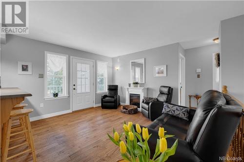 1286 Sand Cove Road, Saint John, NB - Indoor Photo Showing Living Room