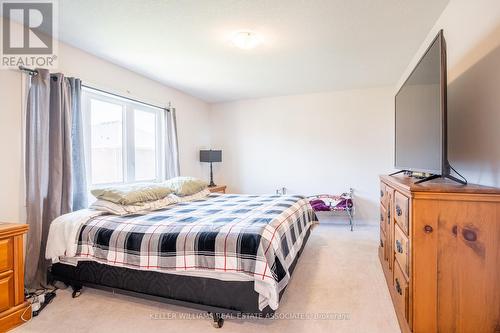 6 Honey Comb Trail, Thorold, ON - Indoor Photo Showing Bedroom