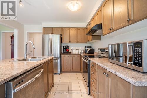 6 Honey Comb Trail, Thorold, ON - Indoor Photo Showing Kitchen With Stainless Steel Kitchen With Double Sink