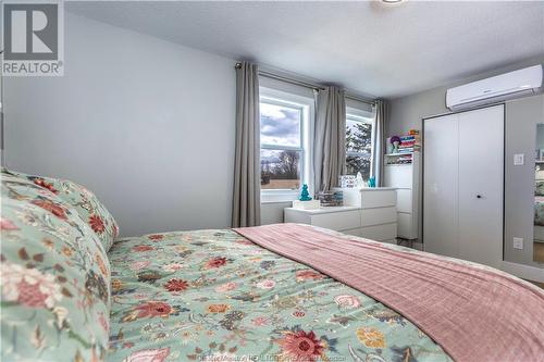 215 Gaspe, Dieppe, NB - Indoor Photo Showing Bedroom