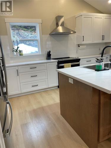1095 Indian Meal Line, Portugal Cove - St. Phillips, NL - Indoor Photo Showing Kitchen With Upgraded Kitchen