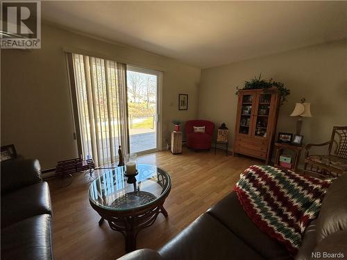 2060 Millstream, Dunlop, NB - Indoor Photo Showing Living Room