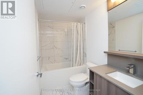 #3618 -85 Wood St, Toronto, ON - Indoor Photo Showing Bathroom