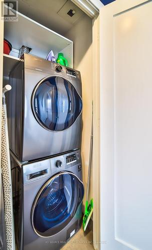 #2104 -20 Blue Jays Way, Toronto, ON - Indoor Photo Showing Laundry Room