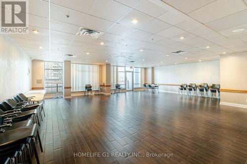#2607 -1 Elm Dr W, Mississauga, ON - Indoor Photo Showing Other Room