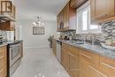 1207 Verhoeven Crt, Mississauga, ON  - Indoor Photo Showing Kitchen With Double Sink 