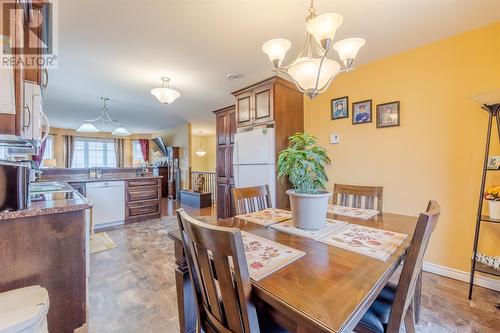 2 Durango Drive, Paradise, NL - Indoor Photo Showing Dining Room