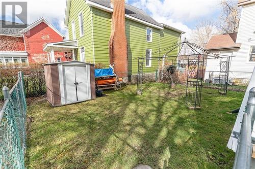 Side fenced yard - 84 Pearl Street W, Brockville, ON - Outdoor With Exterior