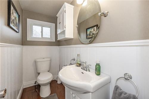3352 Spruce Avenue, Burlington, ON - Indoor Photo Showing Bathroom