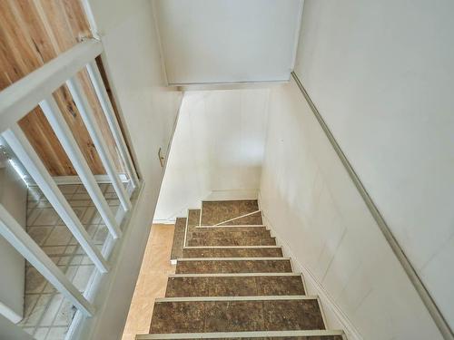 Escalier - 2 Rue Des Érables, Saint-André-Avellin, QC - Indoor Photo Showing Other Room