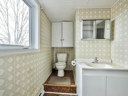 Salle de bains - 2 Rue Des Érables, Saint-André-Avellin, QC - Indoor Photo Showing Bathroom