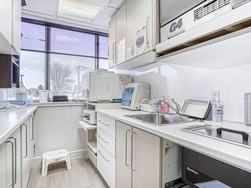 Office - 151Z  - 159Z Boul. St-Jean-Baptiste, Châteauguay, QC - Indoor Photo Showing Kitchen