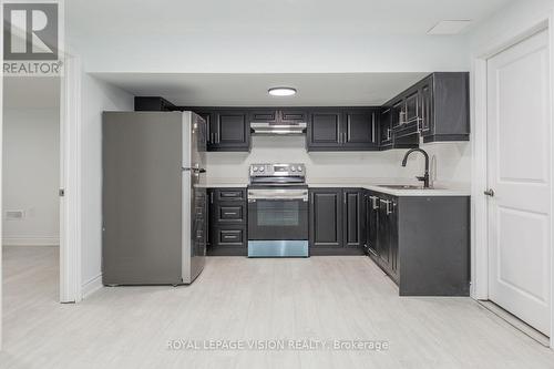 67 Copperhill Hts, Barrie, ON - Indoor Photo Showing Kitchen With Stainless Steel Kitchen