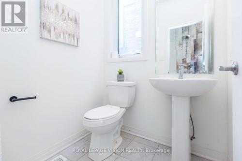 67 Copperhill Heights, Barrie, ON - Indoor Photo Showing Bathroom