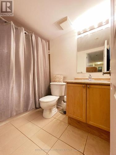 6 - 634 Shoreline Drive, Mississauga, ON - Indoor Photo Showing Bathroom