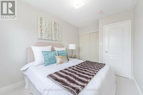36 Baha Cres, Brampton, ON - Indoor Photo Showing Bedroom