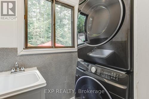 32 Forest Rd, Tiny, ON - Indoor Photo Showing Laundry Room