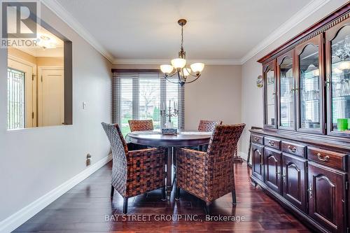 348 Strathcona Dr, Burlington, ON - Indoor Photo Showing Dining Room