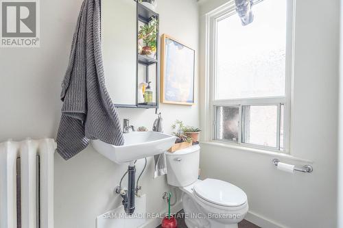1218 Dufferin St, Toronto, ON - Indoor Photo Showing Bathroom