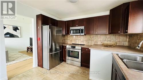 1245 Trafalgar St, London, ON - Indoor Photo Showing Kitchen With Double Sink