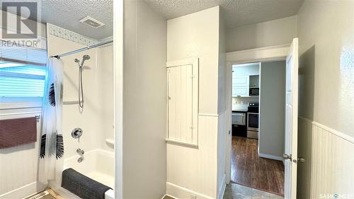 412 Garfield Street, Davidson, SK - Indoor Photo Showing Bathroom