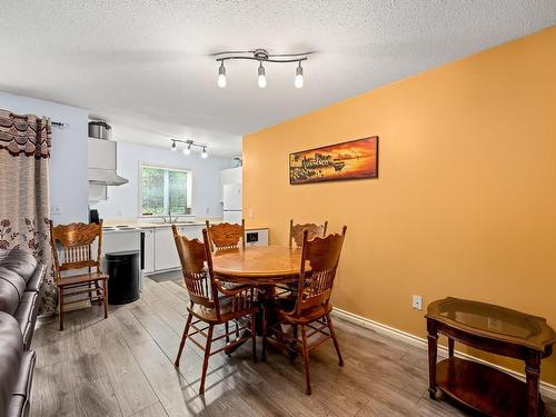 112-1050 Braidwood Rd, Courtenay, BC - Indoor Photo Showing Dining Room