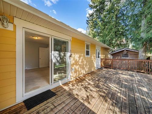250 Kingfisher Pl, Lake Cowichan, BC - Outdoor With Deck Patio Veranda With Exterior