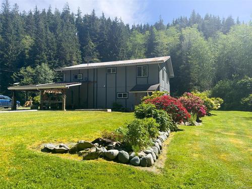 105 Springhill Rd, Port Mcneill, BC - Outdoor