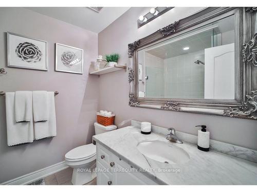 59 Dryden Way, Toronto, ON - Indoor Photo Showing Bathroom