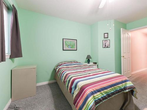 102-374 Winnipeg Street, Penticton, BC - Indoor Photo Showing Bedroom