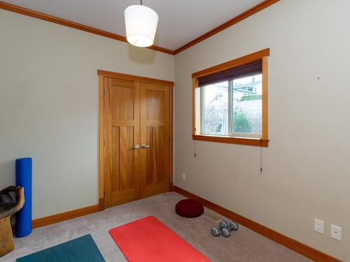 2050 1 Avenue, Salmon Arm, BC - Indoor Photo Showing Other Room