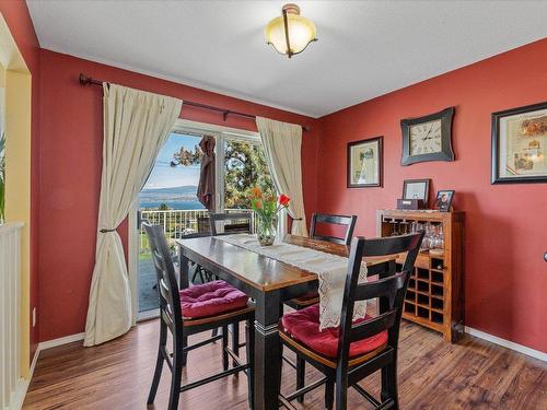 3680 Webber Road, West Kelowna, BC - Indoor Photo Showing Dining Room