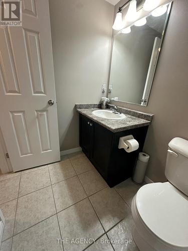 2D - 1654 Fischer Hallman Road, Kitchener, ON - Indoor Photo Showing Bathroom