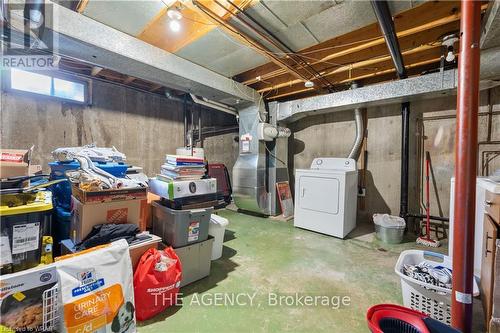 F - 143 Wellesley Crescent, London, ON - Indoor Photo Showing Laundry Room