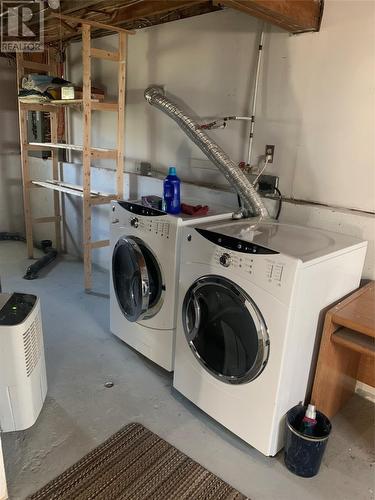 1 Water Street, Embree, NL - Indoor Photo Showing Laundry Room