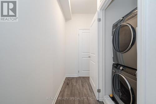 48 - 45 Knotsberry Circle, Brampton, ON - Indoor Photo Showing Laundry Room